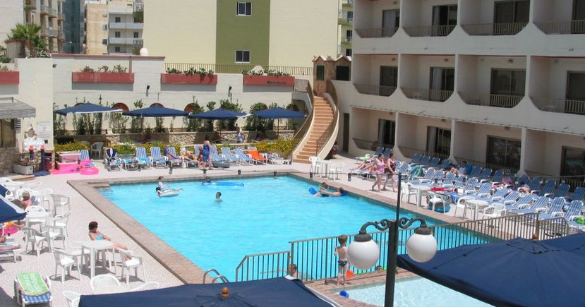 Aparthotel The San Anton 3*