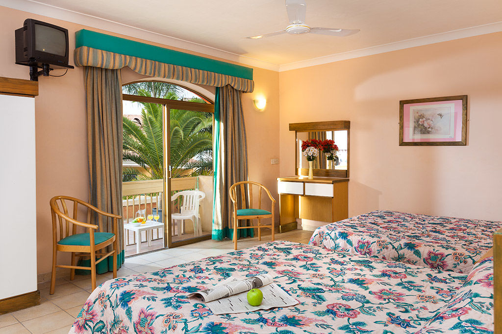 Aparthotel The San Anton